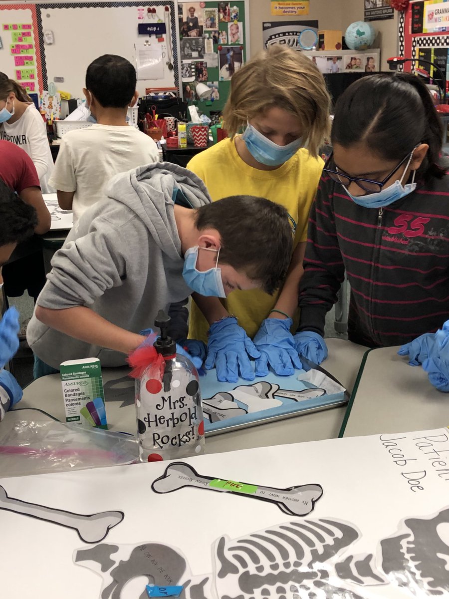 kherbold2's tweet photo. 4th grade surgical residents are repairing compound sentences using FANBOYS! #kindnessistimeless #oakwoodsschool https://t.co/4b15btpM8p
