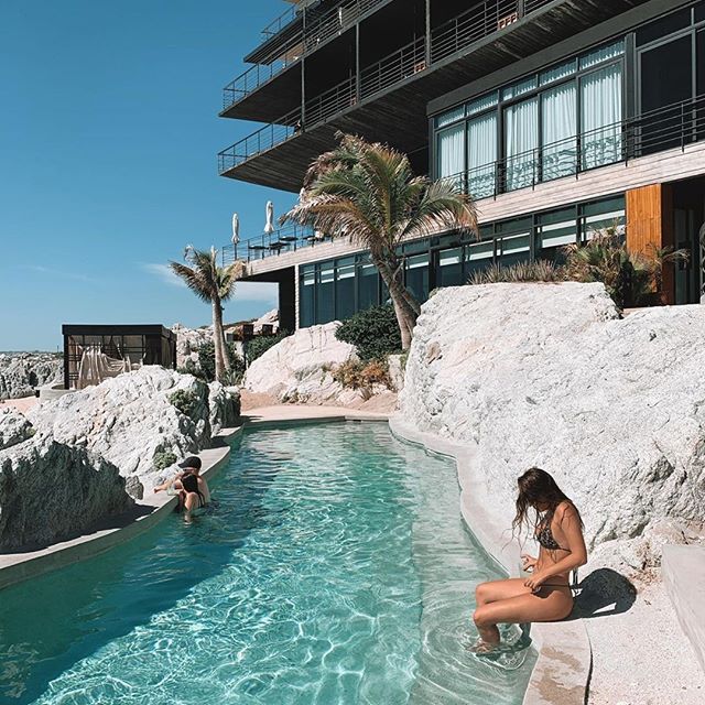 Weekend forecast? Relaxing by the pool. Photo: <a href="/sophiagravess/">sophie</a>