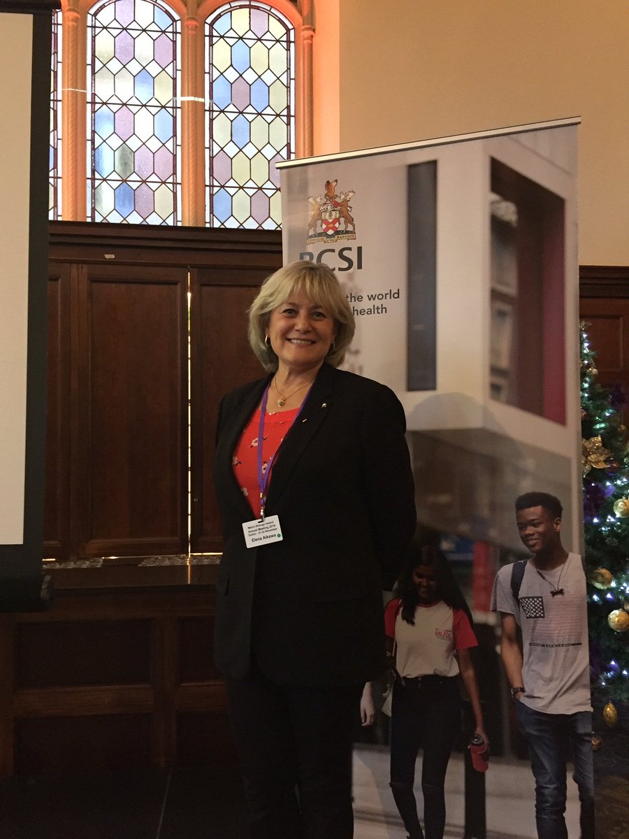 CICS speaker alert: @ElenaAikawa presented her exciting work on calcifying extracellular vesicles at Matrix Biology Ireland (MBI), Dublin. Here she poses with Olga Piskareva <a href="/0lgaPiskareva/">Olga Piskareva</a>  who is the organizer of MBI 2019. Congratulations both of you! 
<a href="/bwhcvls/">Brigham and Women’s Cardiovascular Life Science</a>