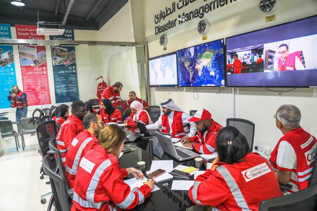 JemilahMahmood's tweet photo. Thank you Dr El Mahdeed @QRCS for warm hospitality & delighted to join the opening of yr excellent DM centre. So happy to see @ifrc #GOPlatform in full use. Congratulations! https://t.co/FoNPNiWtXH