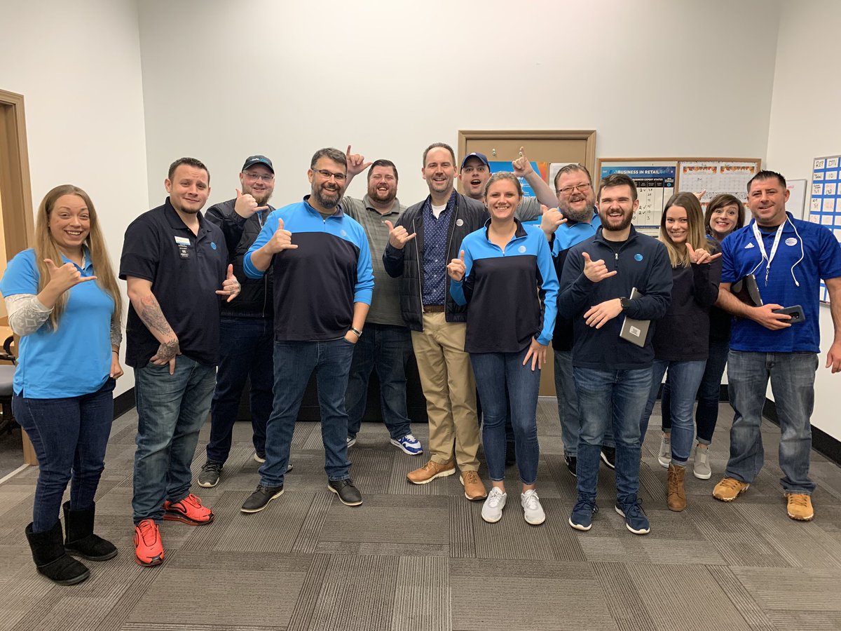 sean_nork's tweet photo. OH YA!! NOHLimits Biz Blitz Today!!! Ready To CRUsh It In The Y-O!!! #OHYA #OHPA 
@jasonbizbrown 
@BIGBizDecker @Woody0709 @judy_cavalieri @emilywiper https://t.co/SncZsjOvSk