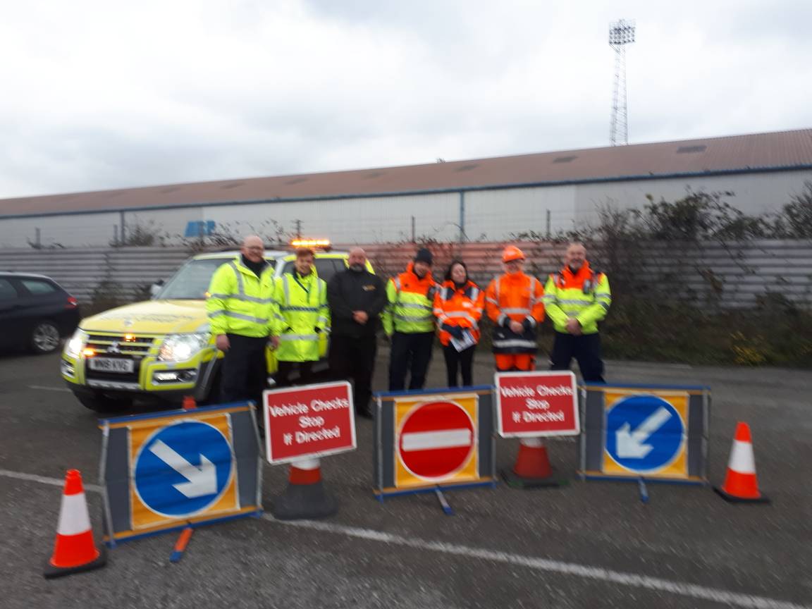 HighwaysYORKS's tweet photo. A great day for #TrafficOfficers @ABPHumber  @HumberRoads and @HumbersideFire 
120 vehicles stopped &amp; checked, some with minor defects. One that was not permitted to leave due to exposed cords on a tyre and dozens of fully compliant safe vehicles!
#RoadSafetyWeek @Brakecharity https://t.co/o8ieg7ekY9