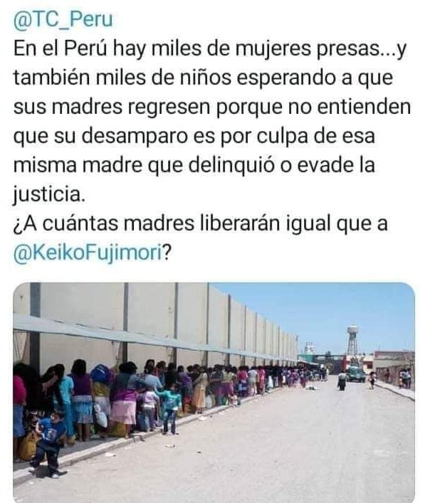 NOEMIDELATORRE8's tweet photo. @JulianaOxenford Lamentablemente las niñas no tienen la culpa de los padres que tienen. Ella debió pensar antes de cometer los delitos que cometió. https://t.co/x4HSSeYnsS
