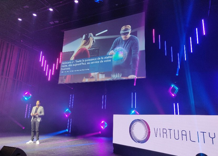 experiencesbiz's tweet image. Avec HoloLens, la science-fiction d’hier est la réalité d&apos;aujourd&apos;hui ! 
#Virtuality #HoloLens2