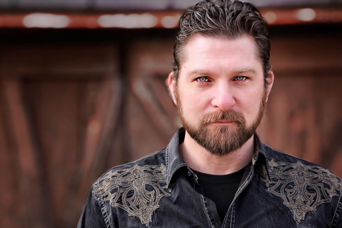 theoracles's tweet image. The Marine Veteran and CEO of Mobius Media Solutions is on a mission to make Veteran Owned the new American Made. 

entrepreneur.com/article/342630

#entrepreneurship #business #theoracles