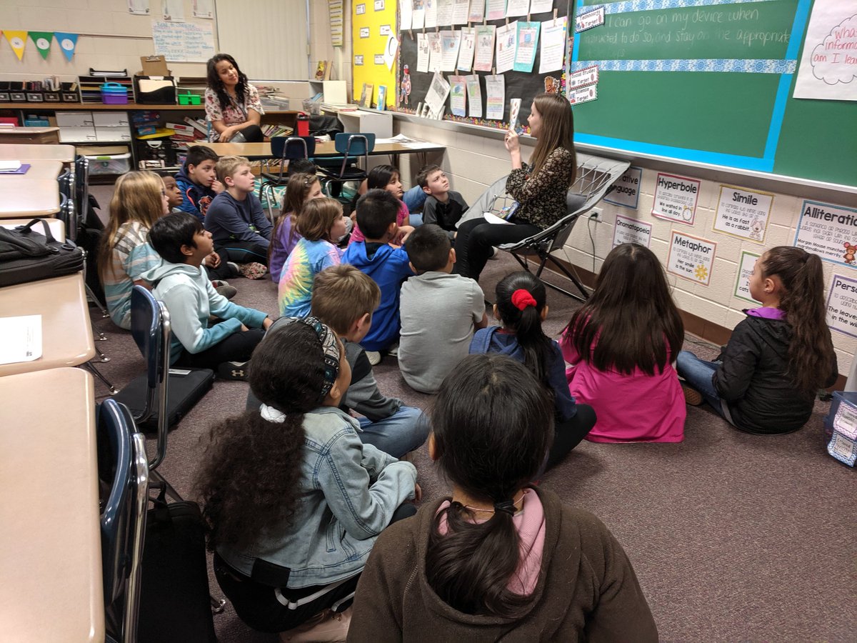 MrsRestis's tweet photo. We were so excited to have @MartuzzoMindset as our mystery reader! Thanks for sharing a fun Thanksgiving story with us! 🦃📚❤️
#CCSD93 #ECJJaguars https://t.co/lGMgl8JnAu