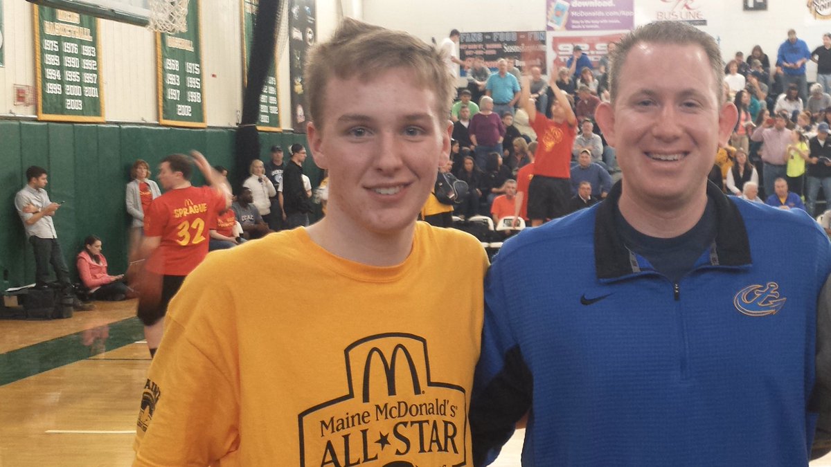 CoachMuchnick's tweet image. Found this picture last night of @NDePatsy22 &amp;amp; I after his commitment, before coaching him his freshman year. 

Thought he'd be a coach's dream &amp;amp; one of best players in program history. He's exceeded even those lofty predictions. Congrats on 1,000, big guy...Proud of you always.