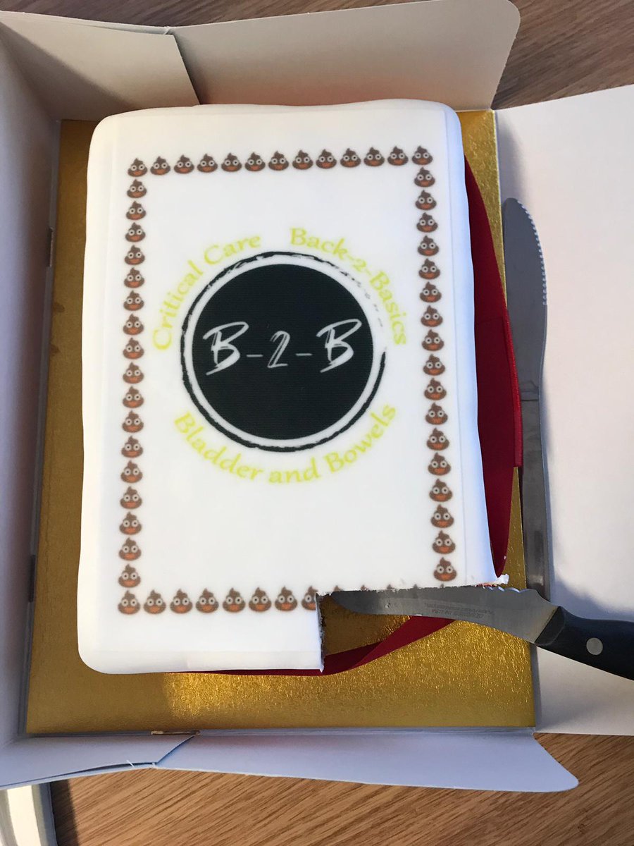 NUHCriticalCare's tweet photo. Back to Basics month continues across critical care.  This week we have been focusing on bladder and bowel care.  As usual AICU staff are very appreciative of the cake and quiz that goes along with it!! Raised lots of interesting discussions!   @HayleyPrior_ https://t.co/QJAjeu4rQR