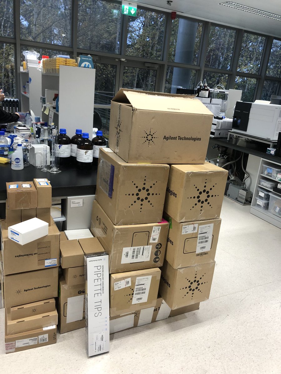ColemanOrla's tweet photo. Just received the @Agilent Bravo robot in the @atturos lab- no more pipetting for me! 🎉 https://t.co/uTTi8pLOuu