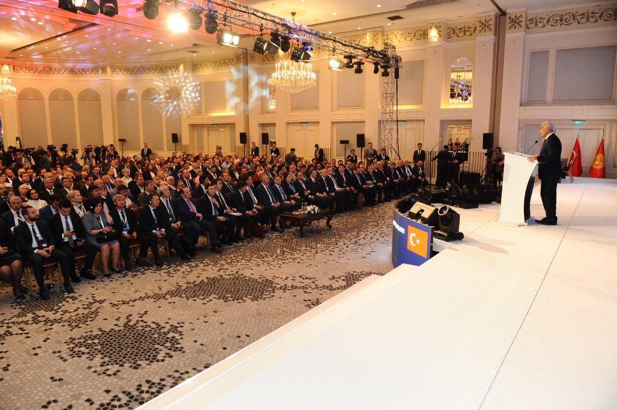 Nail Olpak (@nailolpak) on Twitter photo Türk-Kırgız iş insanlarının karşılıklı görüşmelerinin ve <a href="/DEIKPPPCom/">DEİK PPP Committee</a> de içinde olduğu 7 anlaşmanın imzasının da yer aldığı İş Forumumuzda, 1 Milyar $ ikili ticaret hacmi hedefimiz doğrultusunda alternatifleri, talep ve önerilerimizi dile getirdik. 🇹🇷🇰🇬
#İşimizTicariDİplomasi Türk-Kırgız iş insanlarının karşılıklı görüşmelerinin ve <a href="/DEIKPPPCom/">DEİK PPP Committee</a> de içinde olduğu 7 anlaşmanın imzasının da yer aldığı İş Forumumuzda, 1 Milyar $ ikili ticaret hacmi hedefimiz doğrultusunda alternatifleri, talep ve önerilerimizi dile getirdik. 🇹🇷🇰🇬
#İşimizTicariDİplomasi