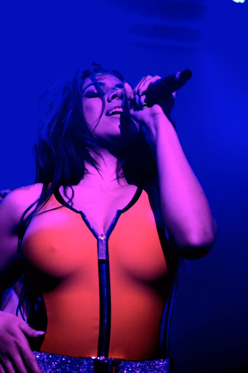 britt_gomez's tweet photo. thank you for such a fun show last night @dinahjane97 ๐ค #Hitco2020Vision https://t.co/T3jmXZdowC