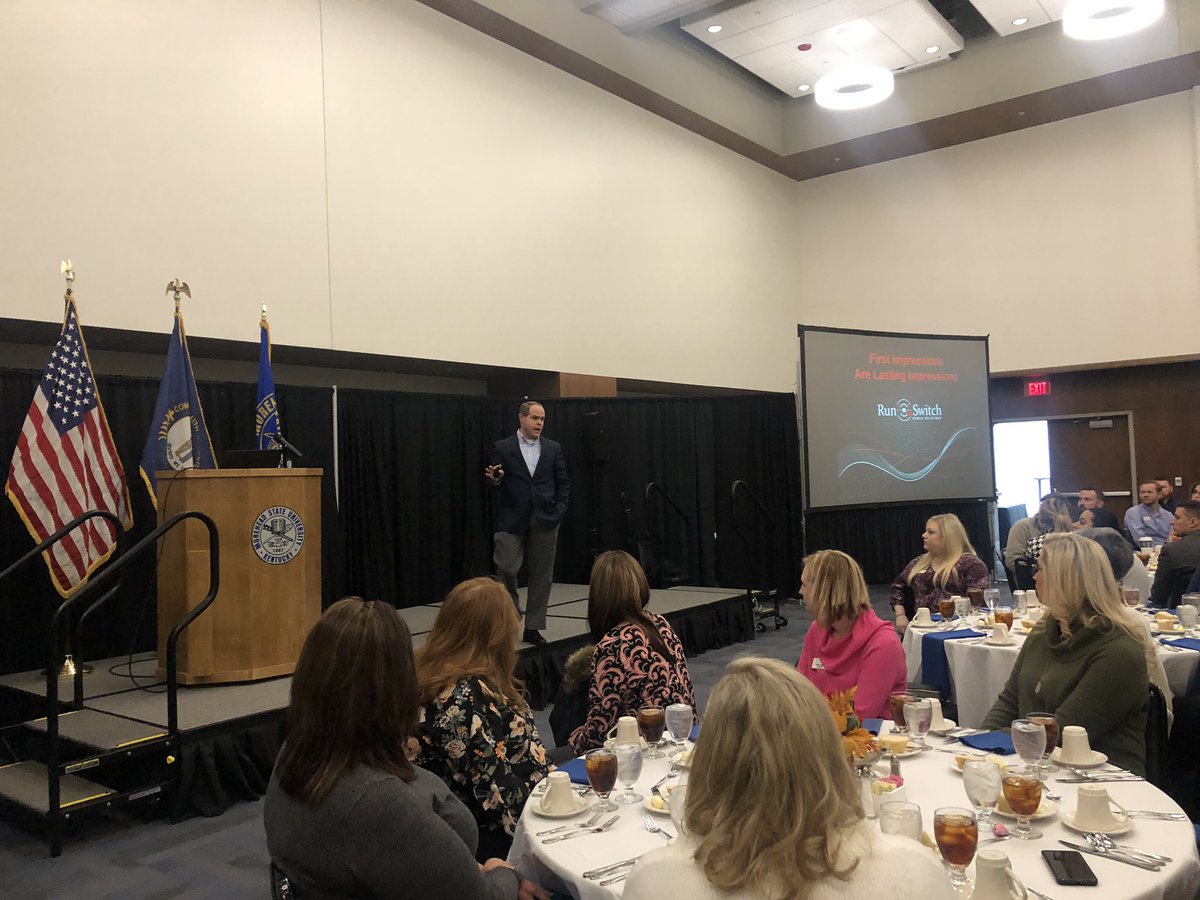 LeadershipKY's tweet photo. Next up, @lesfugate joins us @moreheadstate to discuss first impressions and meal etiquette. #BRIGHT19 https://t.co/ayZGqeqGbH