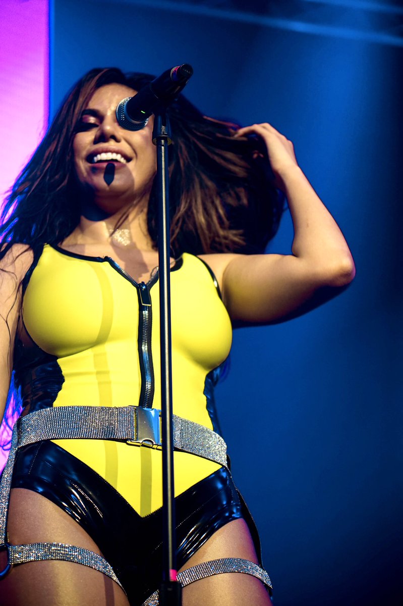 britt_gomez's tweet photo. the queen @dinahjane97 ๐ค๐ฅ #Hitco2020Vision https://t.co/LpeVX625DC