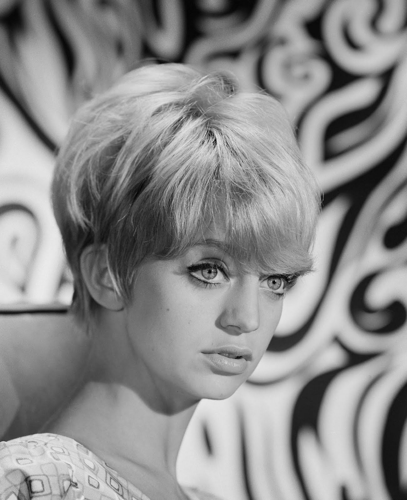 Happy birthday Goldie Hawn!! 