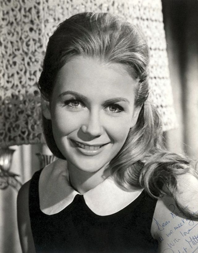 Good Morning and Happy Birthday to Juliet Mills, Hayley\s older sister. 