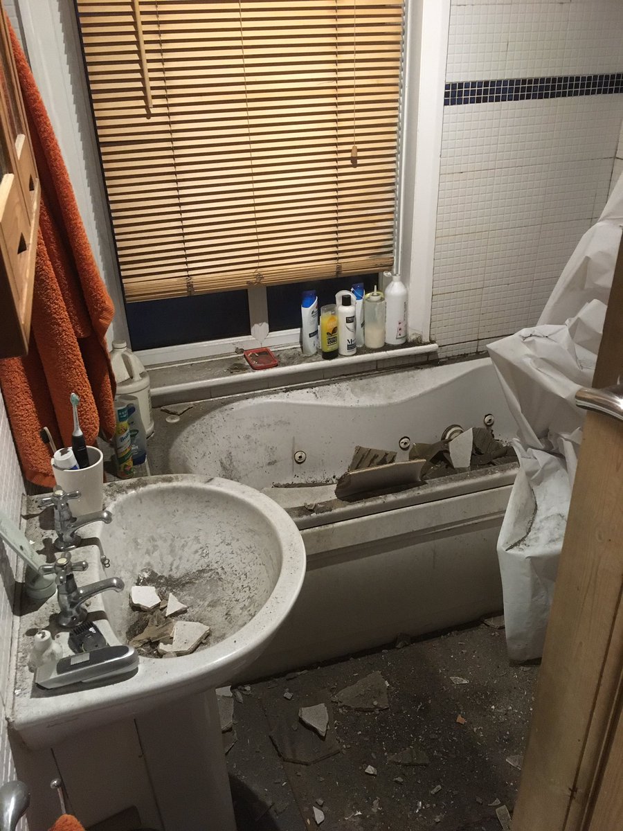 JAMES_SIMPSON tweet media