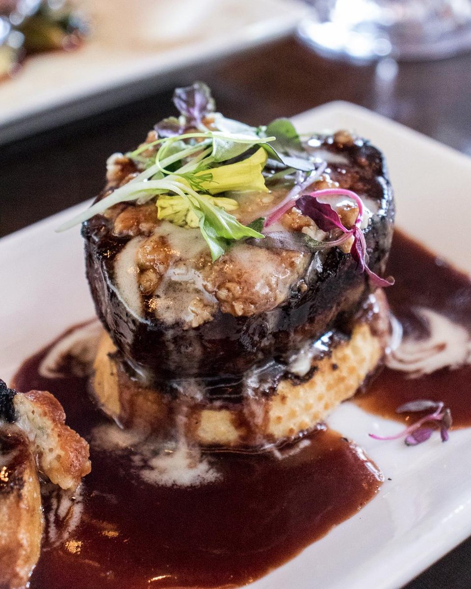 Fan favorite: Beef Filet Crostini with blue cheese and truffle cream. #lacavelv