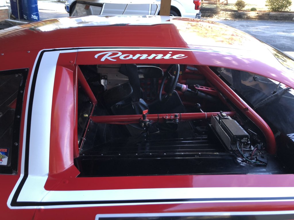 SandersRacing18's tweet photo. Money maker headed to her new home @GaRacingHOF. She earned her spot in history. Many thanks to all the drivers that won races, friends that helped at the track and sponsors that made it all possible. A legend on her own, she carries our legend’s name once again.  GO18GO #GARC https://t.co/cDYWZy3IeF