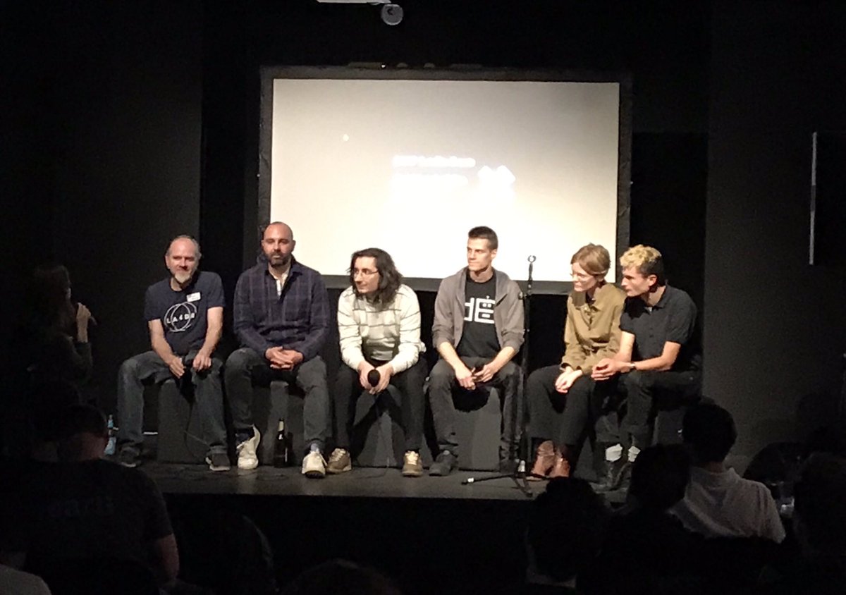 Berlin AI and music class meeting 👨🏻‍🏫 With the masterminds of <a href="/LANDR_music/">LANDR</a> <a href="/MusicMakerJAM/">Music Maker JAM</a> <a href="/melodrivemusic/">Melodrive</a> <a href="/dadabots/">dadabots</a> <a href="/EndelSound/">Endel</a> <a href="/TheVenueBerlin/">The Venue Berlin</a> <a href="/DataNativesCon/">Data Natives</a> #musicAI #music #AI #data #dn19