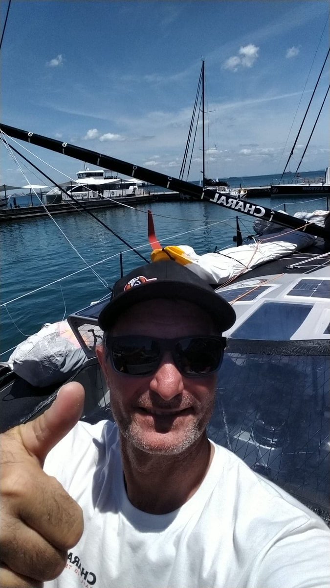 Au revoir Salvador ! 🇧🇷
C'est parti pour 2 bonnes semaines de navigation en solitaire pour Jérémie !
Souhaitons-lui bon vent et que Neptune et Éole soient avec lui. 🔱🌊
La carto' pour le suivre par ici ➡️ bit.ly/carto_retour
#CharalSailingTeam #VivonsFort