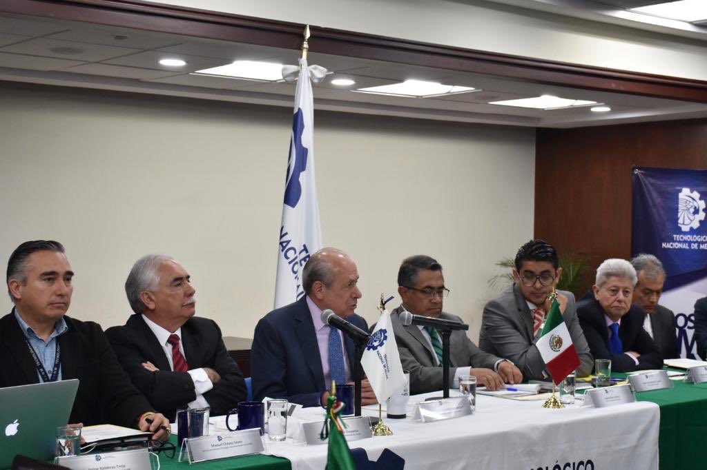 Hoy en conjugación con los Directores del Tecnológico Nacional de México y la participación de 32 Campus, estamos atendiendo las mejoras en el despliegue del Nuevo Proceso para la generación, registro, programación, utilización y reporte de los Ingresos Propios y/o Autogenerados.
