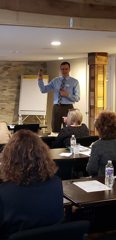 starpt4u's tweet photo. On Tuesday, our #IndustrialSpecialist @DanHeadrickPT, #PhysicalTherapist Adam Knies and Patient Care Coordinator Jennifer Jones spent a few hours Loving & Serving our #Employers, #CaseManagers, & #HumanResources folks of #RoaneCounty at the @RoaneCoChamber Lunch & Learn! https://t.co/xlrReADNYL