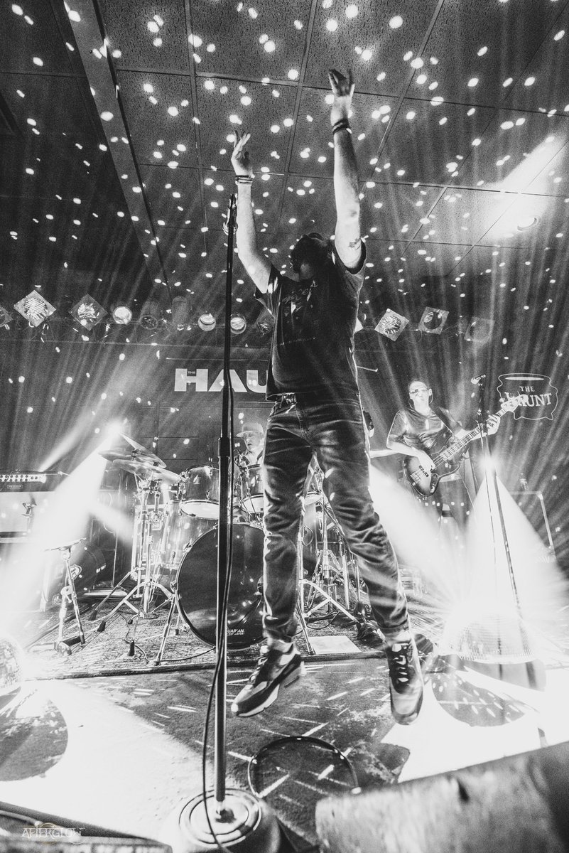 Thank you, Ithaca! Next up Providence, RI and Brooklyn, NY 📸Ryah Giles/Ready for the Afterglow