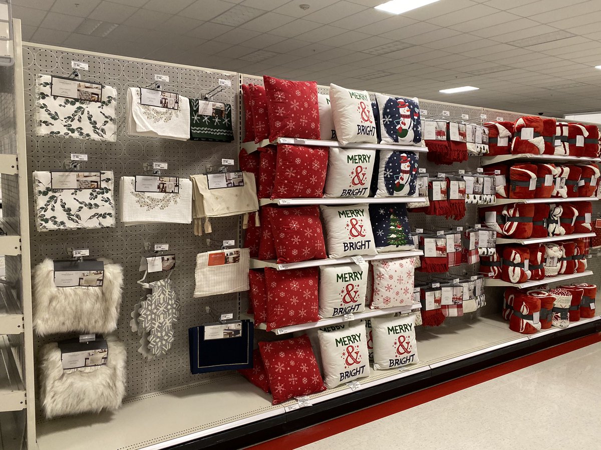 Bradoftarget tweet media