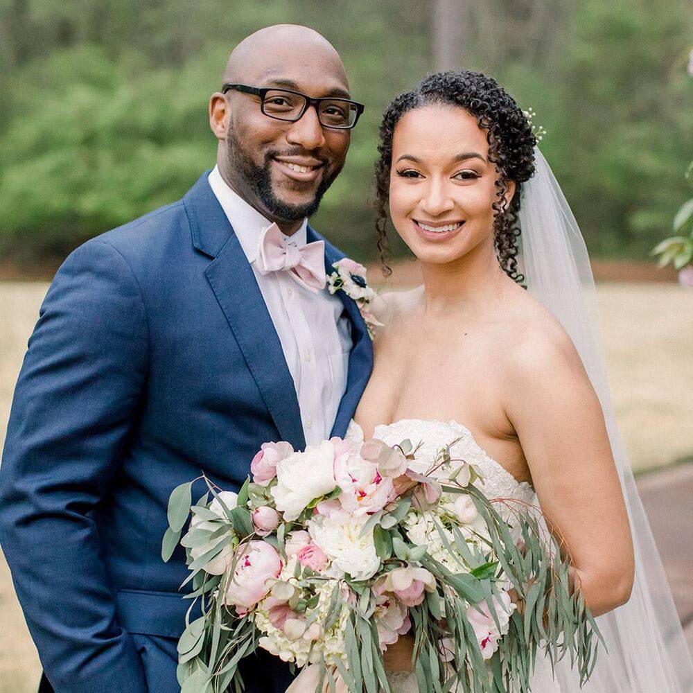 Check out the beautiful Real Wedding of Mia + Marvin on our website! Photography by Laura Anne Watson ♥️ 

theweddingcollectives.com/mia-+-marvin 
#wedding #realwedding #makeupartist #photography #photographer #love #isaidyes #engaged