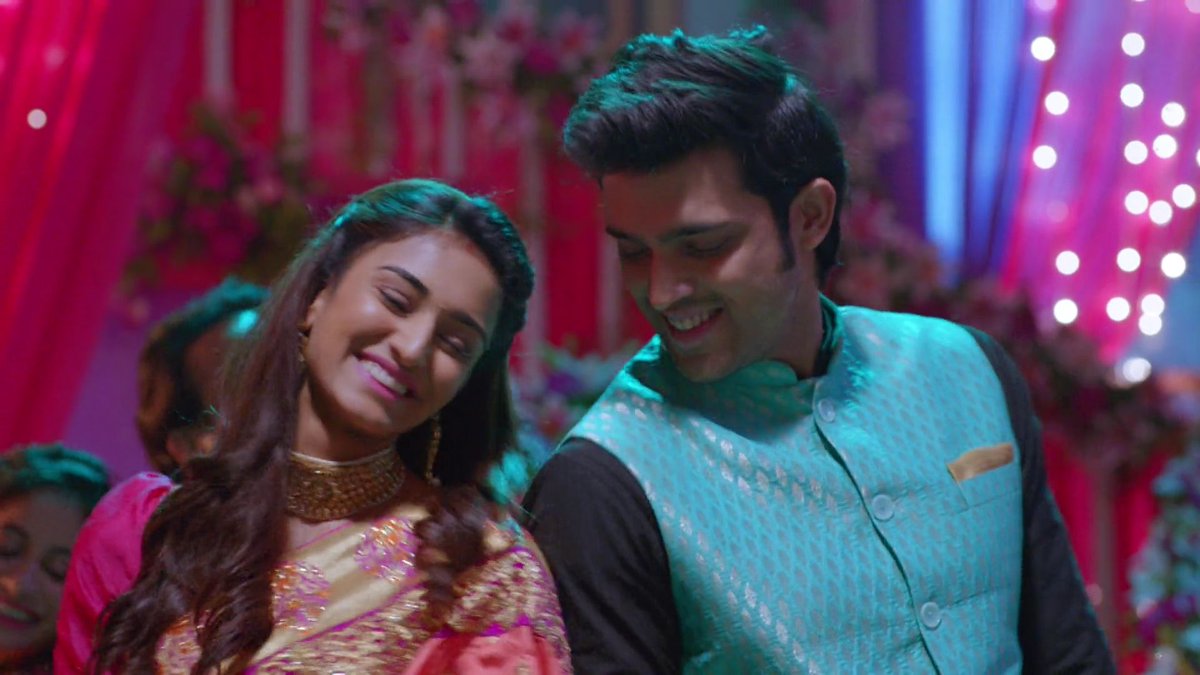 Bala04737302's tweet photo. #ejf #erica #EricaFernandes #ericaisprerna #prernasharma #prerna #prerag #anupre #parica #kasautiizindagiikay2 #kasautiizindagiikay https://t.co/FhbMPAQ5uG