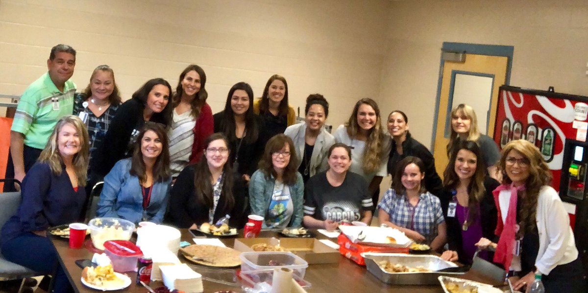 Mrsksolis's tweet photo. Inaugural Friendsgiving!! ⁦@NISDGarcia⁩ #6thgradesquad #Friendsgiving #togetherwecanmakeit https://t.co/XOpiGfg92l