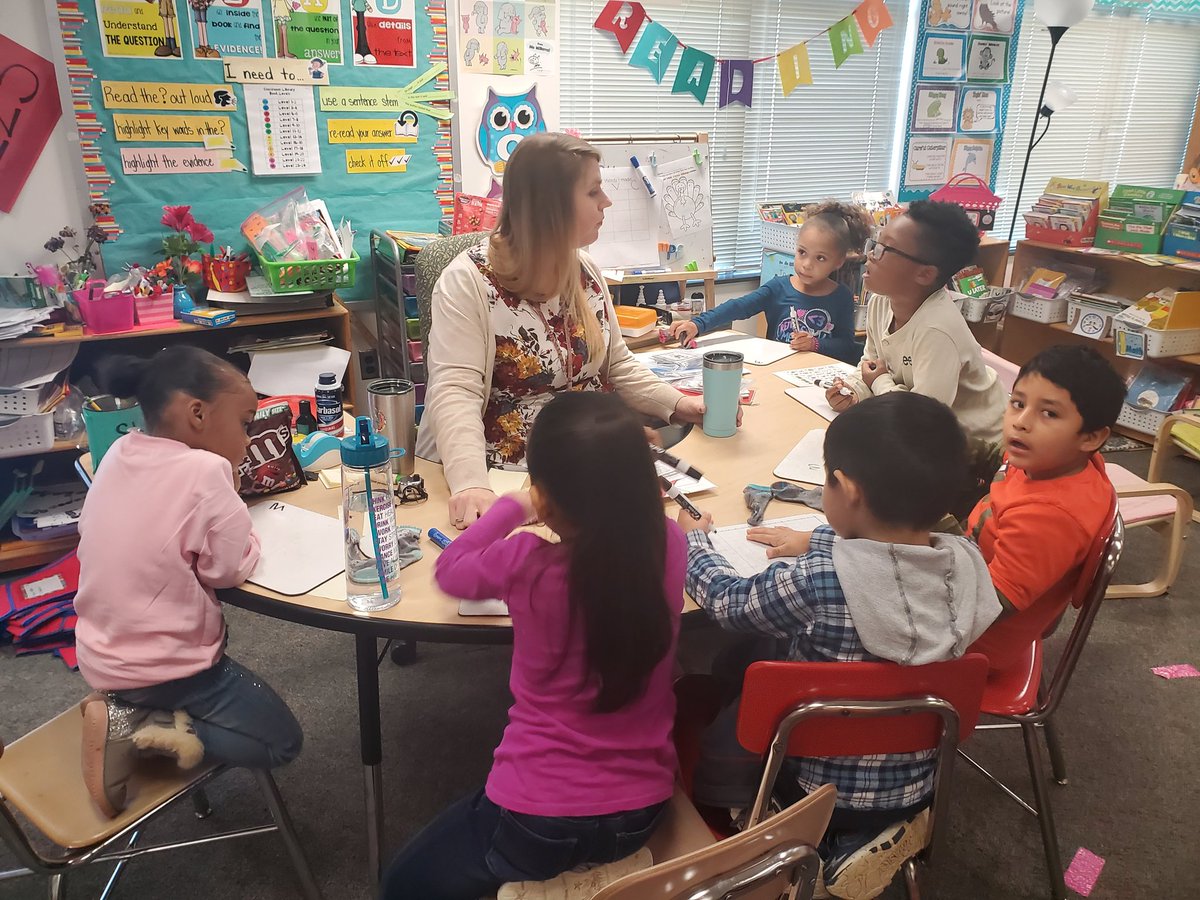 arcrampton's tweet photo. Engagement level is always high @HodgeRoadES in Ms. Hoakison's class during literacy rotations! https://t.co/7g0MbA35ww