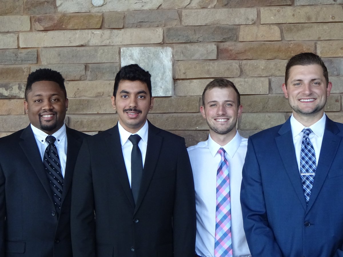 EngineeringUSI's tweet image. This is Daniel Gibson, Khalid Alyami, Ethan Wichman, and Graham Saiko and their project is the Solar-Powered Golf Cart! The purpose of this project was to develop and design a solar-powered retro-fitting kit for an electric golf cart. #SeniorSpotlight