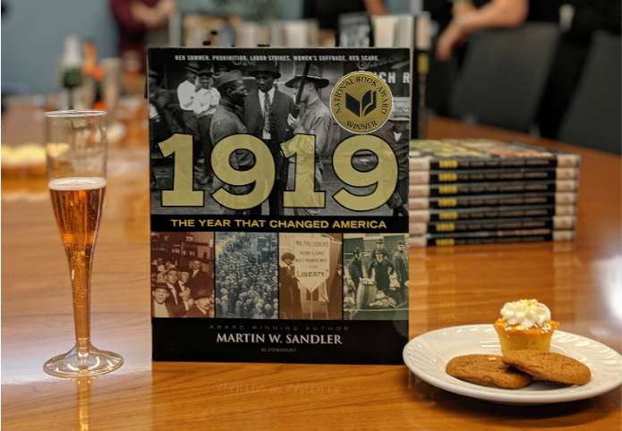 bloomsburykids's tweet image. In honor of Martin W. Sandler’s National Book Award win for 1919 THE YEAR THAT CHANGED AMERICA, we’re going to share 19 facts from the book! 
#Read1919 #nationalbookaward