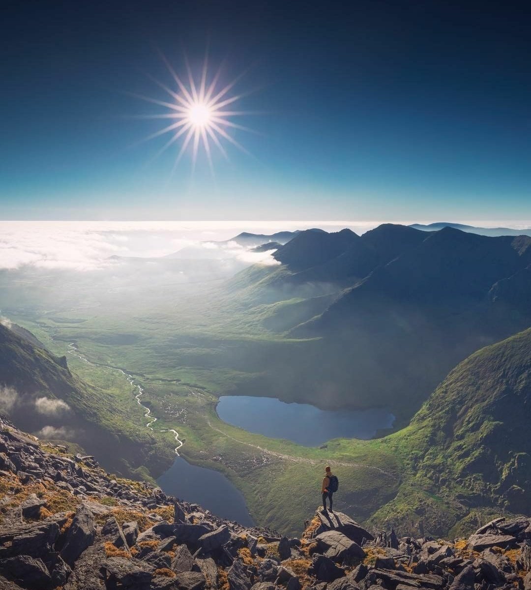 This may look intimidating - but remember the greatest climbs start with one step. ⁣⠀⠀⠀⠀⠀⠀⠀⠀⠀
⁣⠀⠀⠀⠀⠀⠀⠀⠀⠀
⁣Are you willing to take the first step? 
⁣📸@ihaveadarksoul⁣⠀⠀⠀⠀⠀⠀⠀⠀⠀
⁣⠀#hikelife #Killarney #inspire #wander
