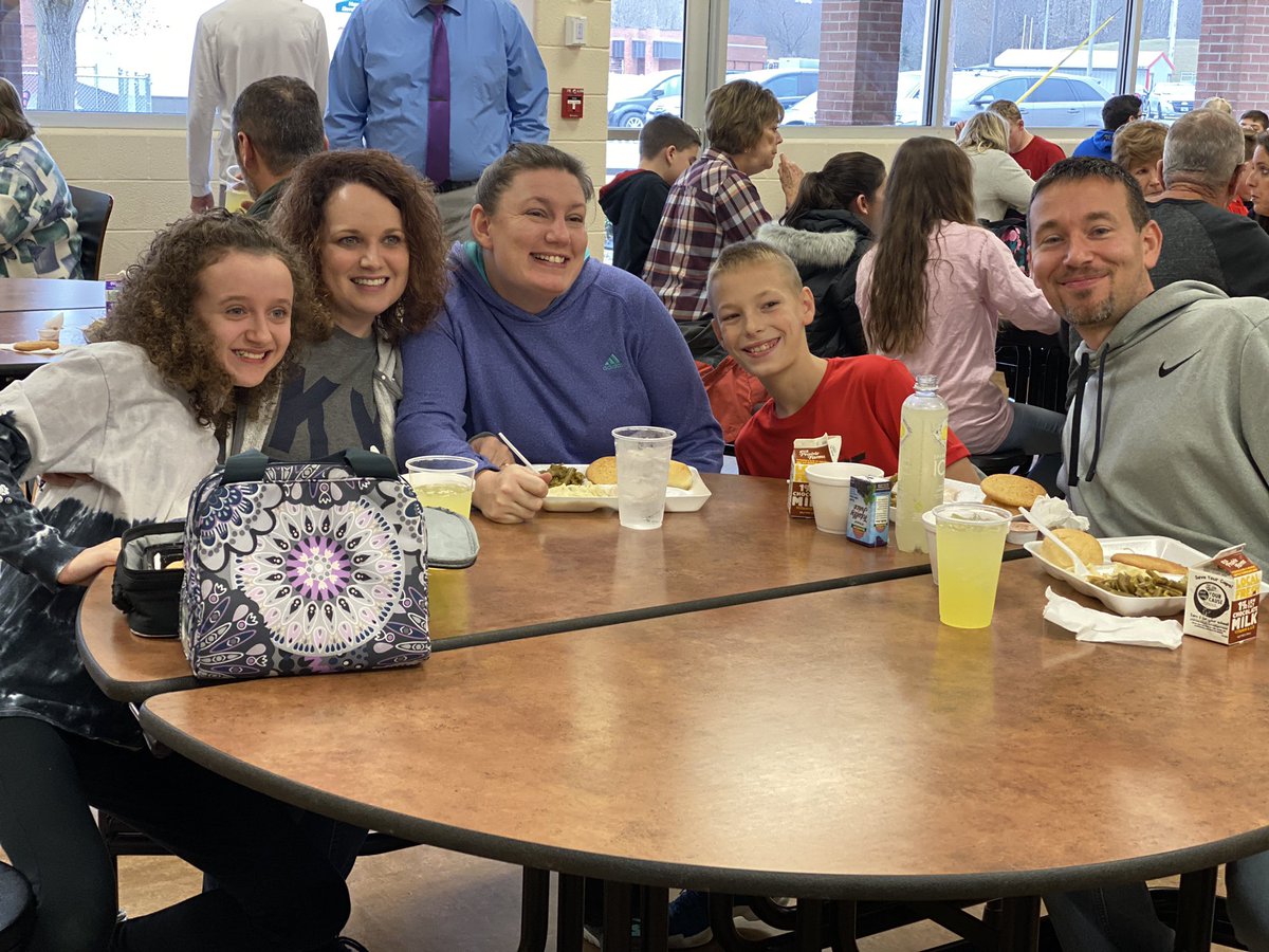 HCMS_Hornets's tweet photo. We are thankful! https://t.co/9QNsDDtNig