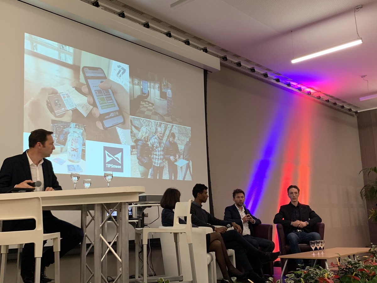 CelineBeckrich's tweet image. Nous avons de moins en moins d’espèce sur nous, il propose nouveau moyen de collecte de pourboire @tipsmeee . 
Un nouveau geste de générosité !
#RNECourbevoie 
@EcoCourbevoie #disceline @EricCharay @OPENMediaHubFr