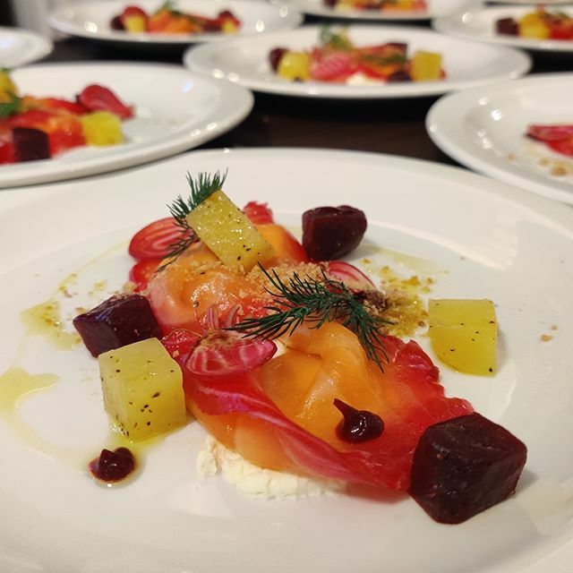 Our beetroot-cured salmon starter looks amazing, and it's one of the most popular starters from the autumn menu. 🍁🍂
_
_
_
#mayfairvenue #londonvenue #historicvenue #eventplanner
#eventplanning #eventprofs #eventspace #eventbookers #eventcatering #eventcoordinator #eventhire …