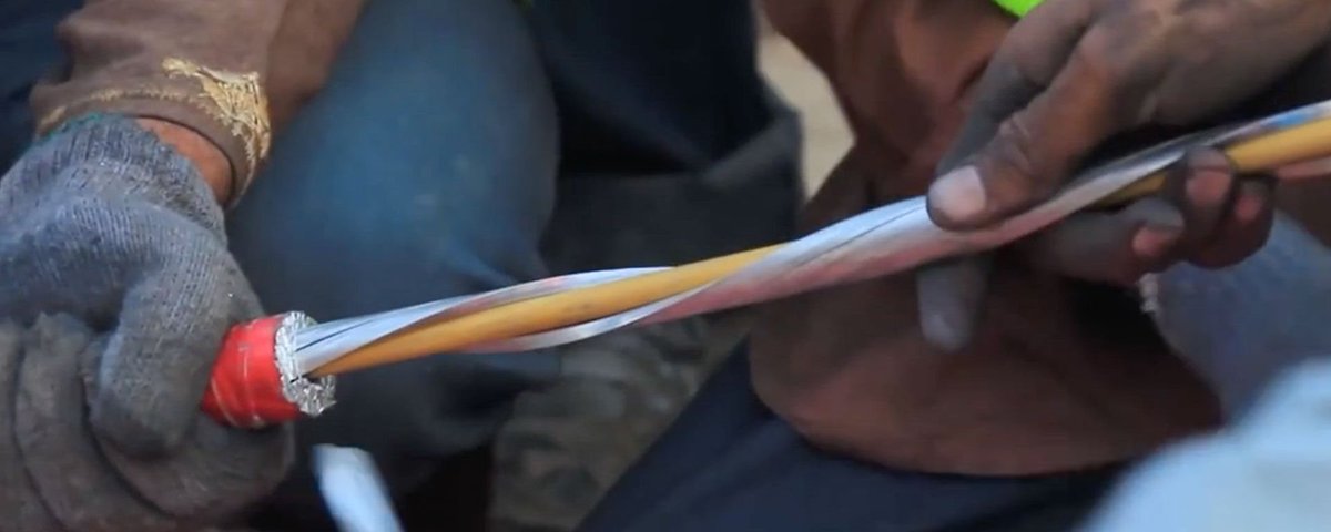 CTC_ACCC's tweet image. Impervious to corrosion and cyclic load fatigue, CTC’s ACCC Conductor composite cores are currently available in 310 and 375 ksi tensile strengths &amp;gt;&amp;gt; bit.ly/2OwWYT1 
#CorrosionResistant #ACCCCompositeCore