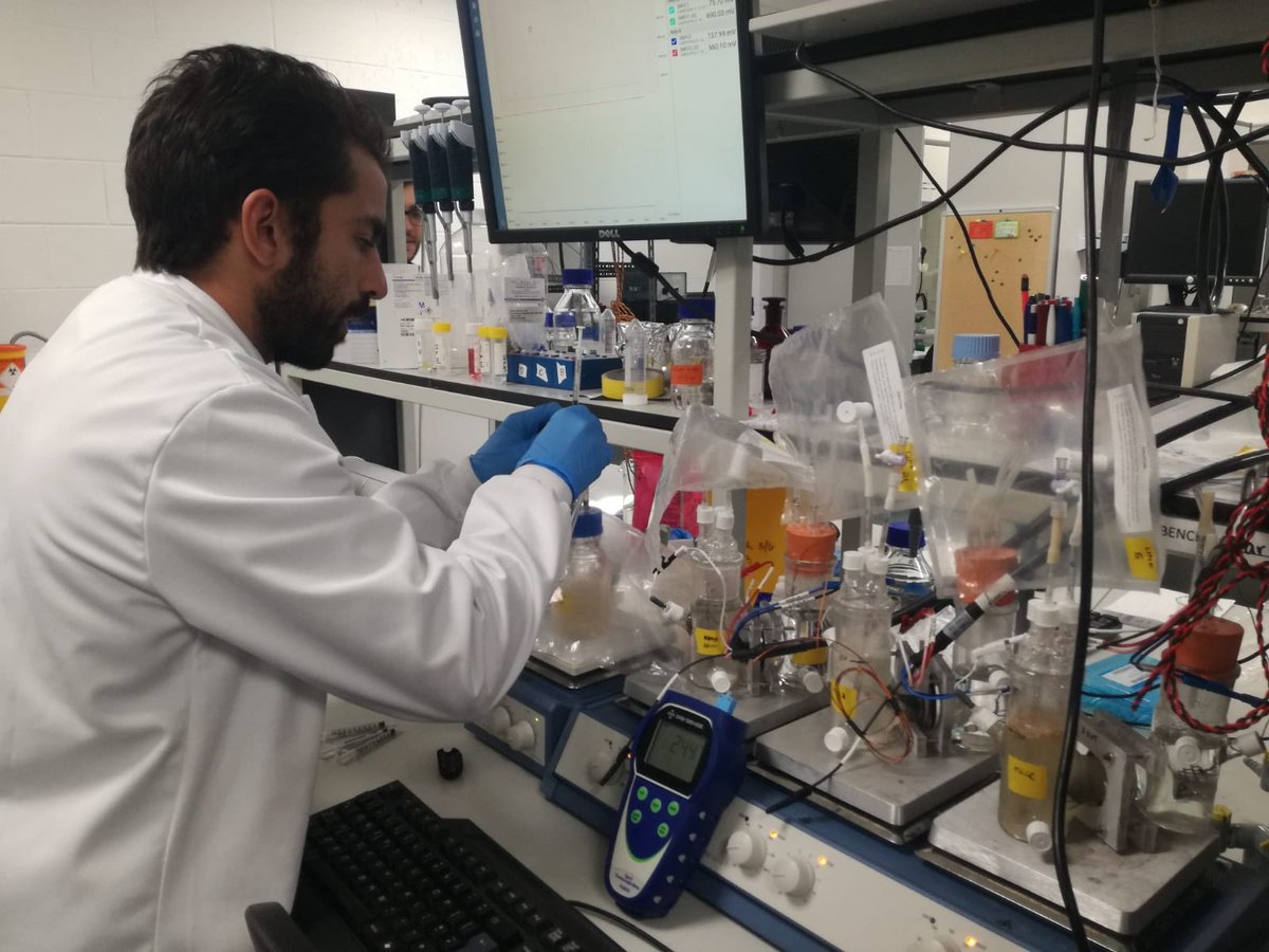 EergUnica's tweet photo. Our pHD student Marco Isipato is spending a research period abroad at NUI Galway @ResearchatNUIG on chain elogation with bioelectrochemical systems. We are very proud of you! @PaoloDess1 @nuigalway #chainelongation #bes #bioelectrochemistry #biorefinery https://t.co/bNMt1SDDWG