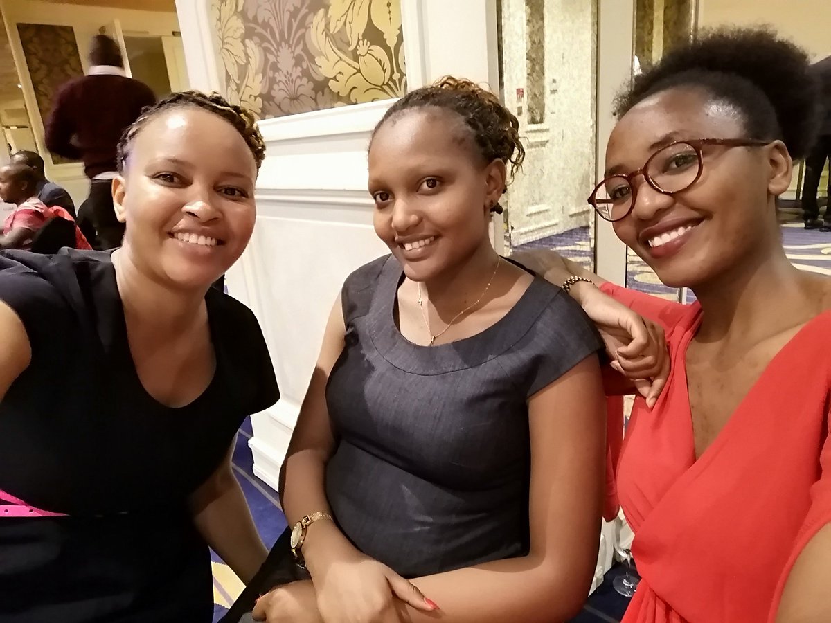 joaniekinyanjui's tweet photo. #KenaravaAgriDinner2019 #Farming ladies #selfiewithtablemates@MamaMbogaKe @YattaBeekeepers @vngina9 https://t.co/zbaWKhxVJn