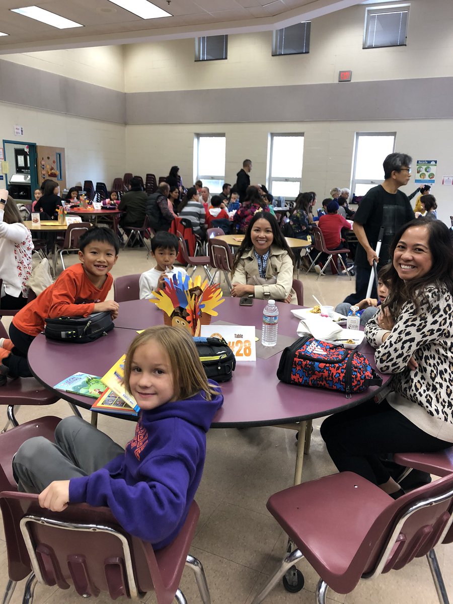 So much to be thankful for at Poplar Tree. <a href="/PolandickPTES/">Beckie Polandick</a> <a href="/PoplarTreeES/">PoplarTreeES</a>