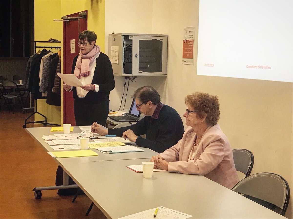 UDAF_94's tweet photo. Ce jeudi 21 novembre 2019 se tient une #confĂ©rence #dĂ©bat« Parents et jeunes face aux #radicalisations », organisĂ©e conjointement entre lâUdaf du Val-de-Marne, lâassociation SOFI-ADFI 94 et de lâAssociation GĂ©nĂ©rale des Familles de #Vincennes. https://t.co/ChbesDY99z