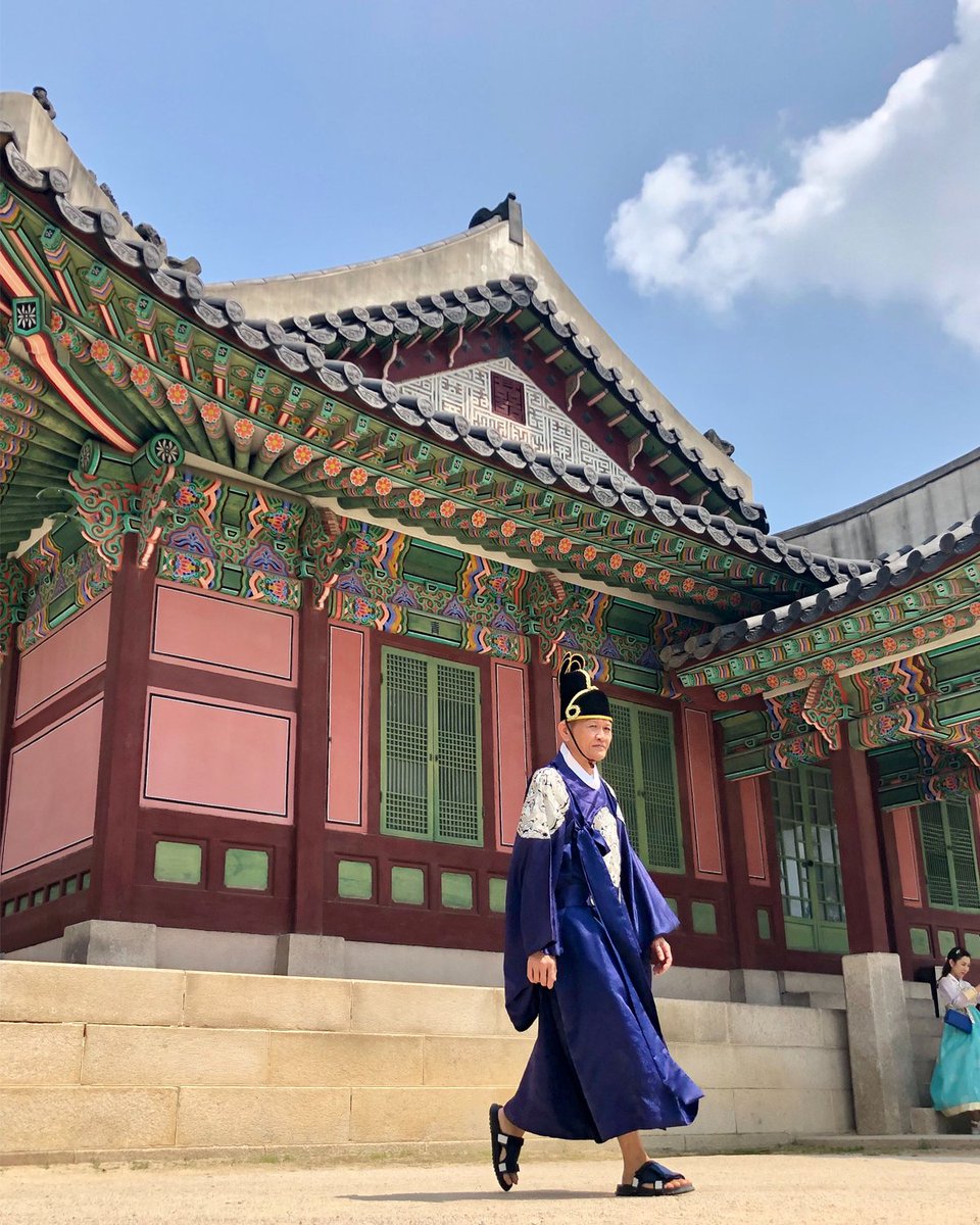 Storyline_Strat's tweet photo. With the end of the year in sight, we're feeling nostalgic and looking back at where we've traveled for our clients in 2019.

Sure we work hard, but we also take any chance we can get to explore our surroundings and have some fun.

See more on our Instagram! Storyline_Strategies https://t.co/2iPkfZYR7M