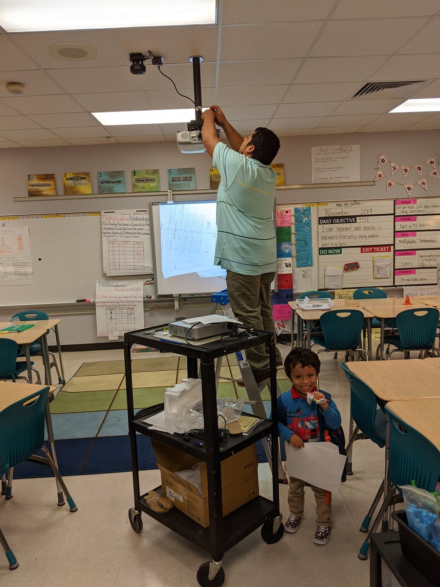 Mrs. Thomas tweet media