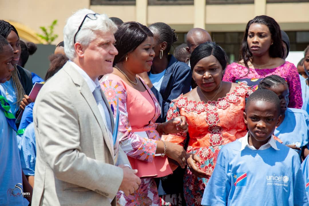 pengejacquelin1's tweet photo. #RDC Dans la matinée du 20/11/2019, nous avons célébré sur invitation de la Min Etat Genre , famille et enfants Béatrice Lomeya, les 30 ans de la Convention des Droits de l’enfant et la journée mondiale de l’enfance à l’Athenée de la Gombe https://t.co/XfFyOGfw4L