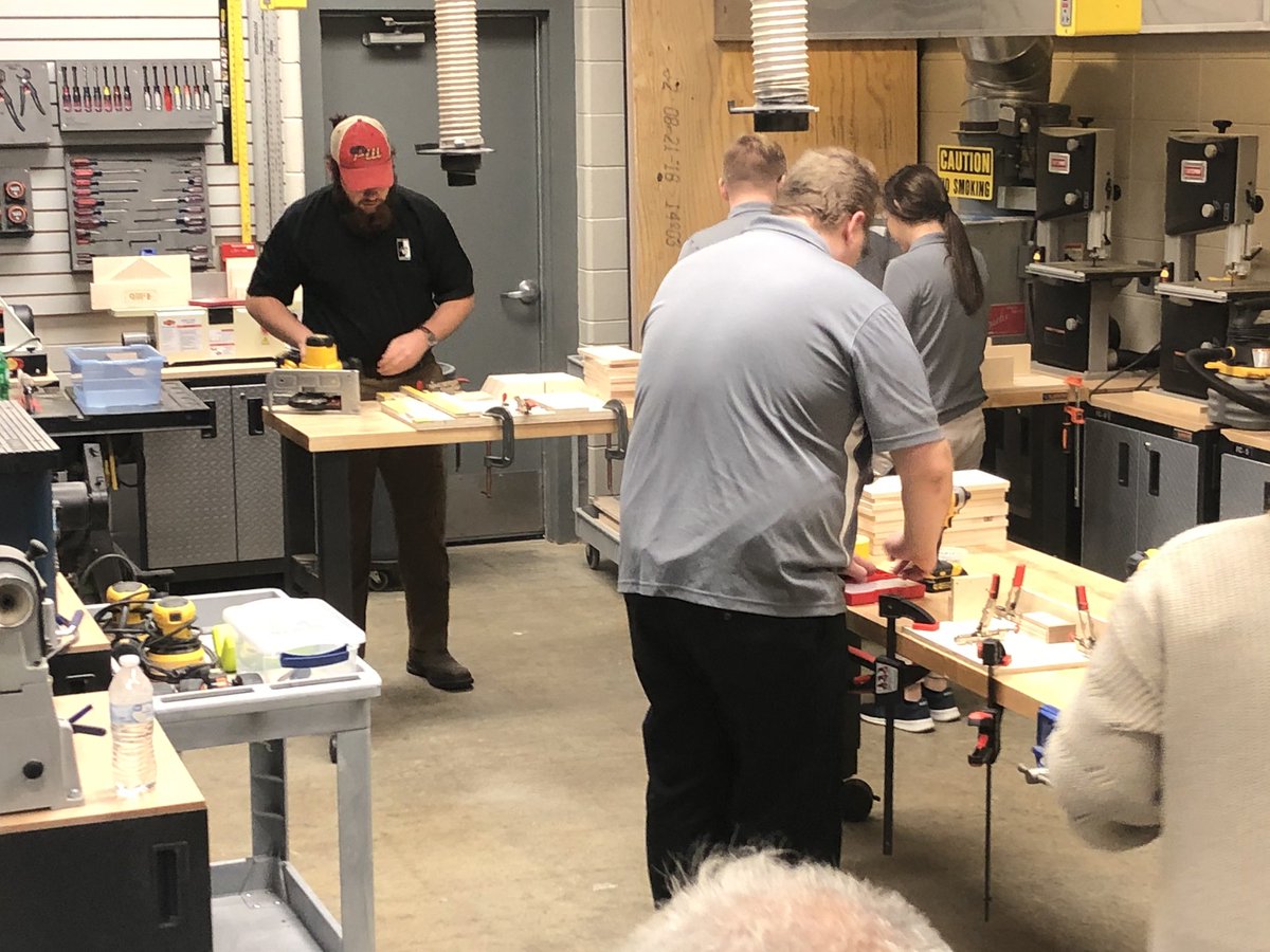 maiseroullet's tweet photo. TEECA Live Manufacturing competition went amazingly! Well done to @pittstate and @FortHaysState students! #FSRTC19 #TechEd #CTE #STEM https://t.co/95SAS1YPlI