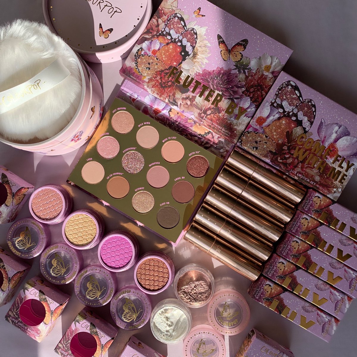 ColourPopCo's tweet image. 🦋#giveaway  🦋

Who else loves butterflies? We are giving away our full butterfly collection to 3 lucky winners! 

To enter:

🦋:Like &amp;amp; RT
🦋:Follow @ColourPopCo 

📸:g_sqrd