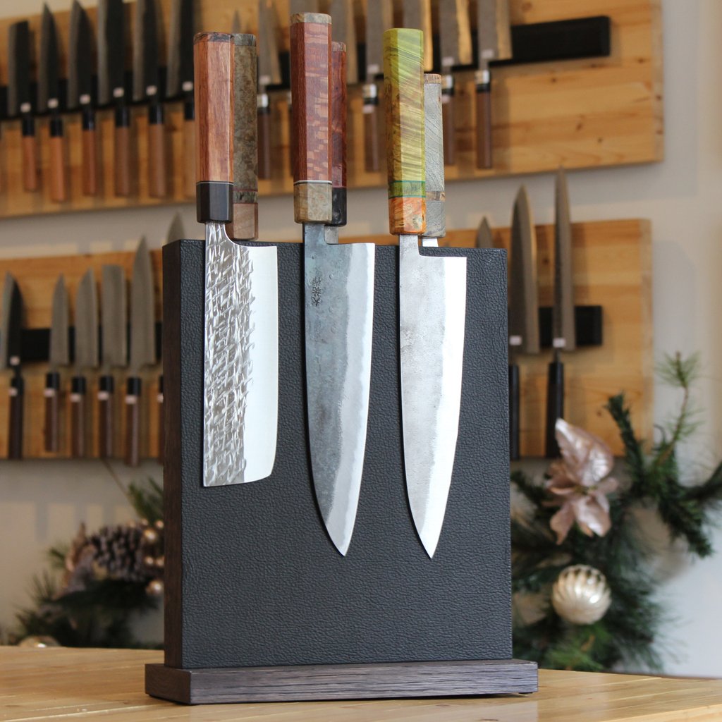 SHARP Knife Shop are new to the show this year, and they will be showcasing their beautiful, handmade Japanese culinary knives and sharpening accessories. These would make a stunning addition to any kitchen!

Click link in bio for a current exhibitor list and to purchase tickets!