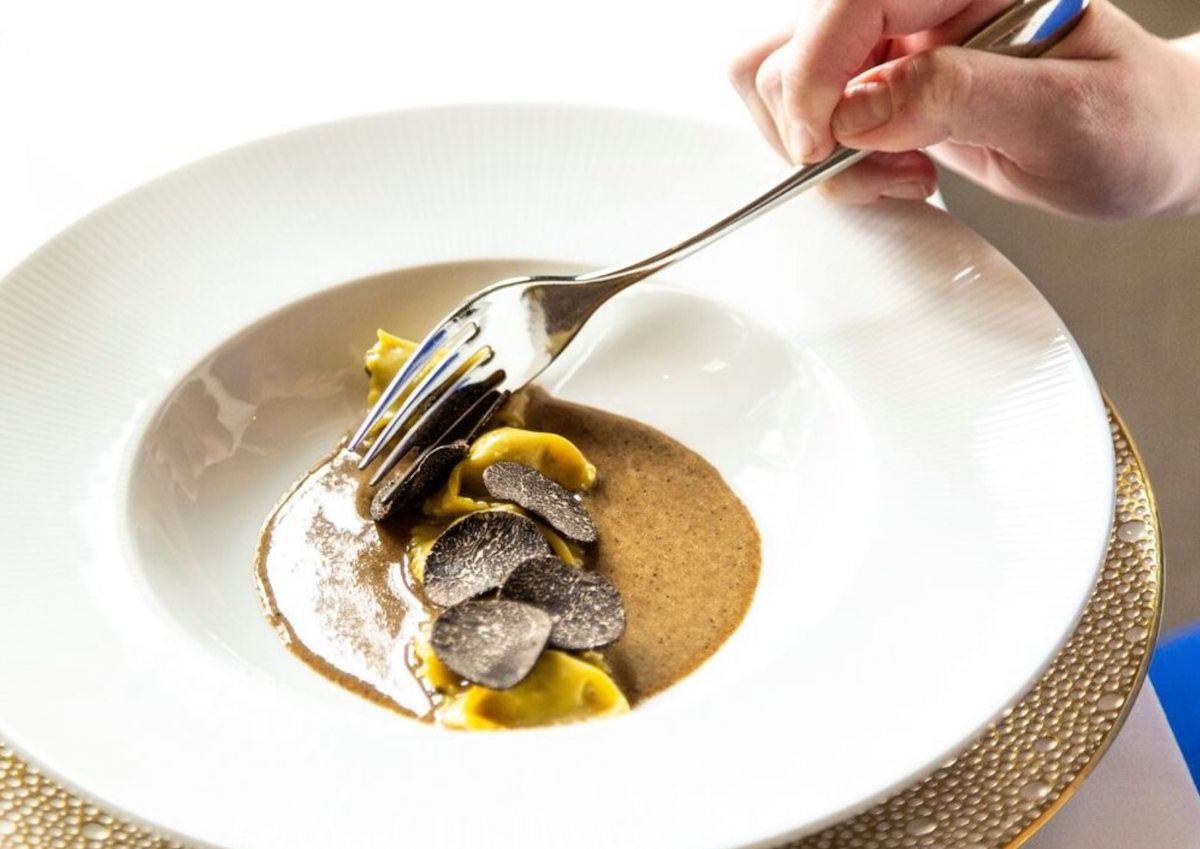 Take <a href="/MatadorNetwork/">matadornetwork</a>'s advice and take your #tastebuds to the next level with "The Most Interesting Dishes in Atlanta" including <a href="/BullyBoyATL/">Bully Boy</a>'s Maine Lobster Frites, <a href="/AtlasBuckhead/">Atlas</a>'s 
Black Truffle &amp; Mushroom Agnolotti, and more. ow.ly/ih2T50xhoVJ #atleats #matadornetwork